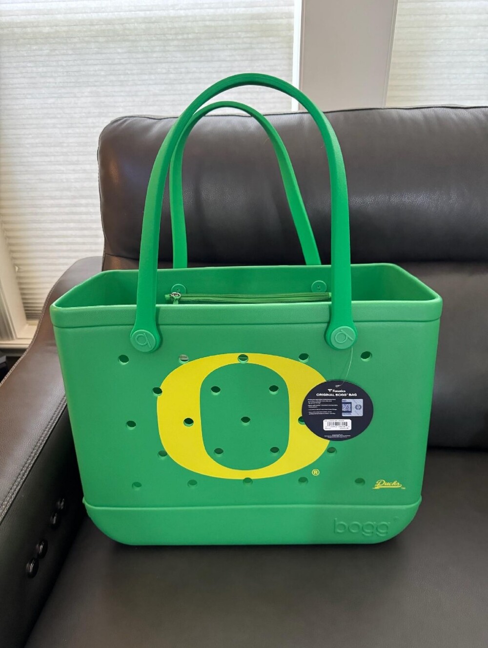 15" BOGG BAG ...Oregon Ducks green and yellow NEW WITH TAGS 15"